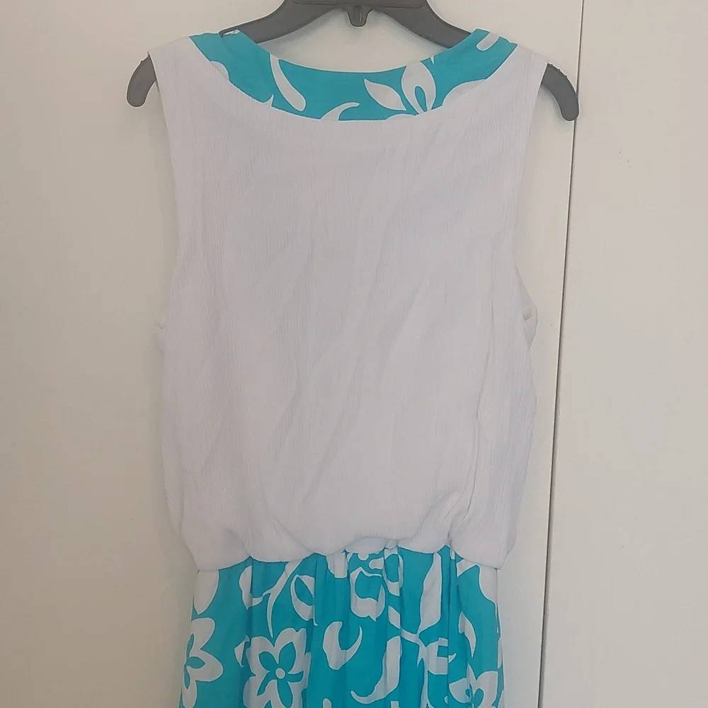 Summer dress - Picture 4 of 5